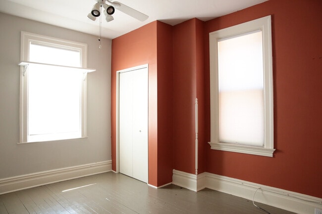 Building Photo - 403 West St