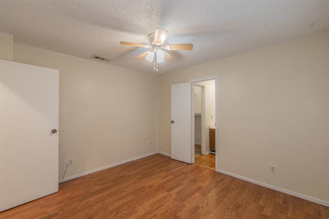 Building Photo - 611 Lost Springs Ct