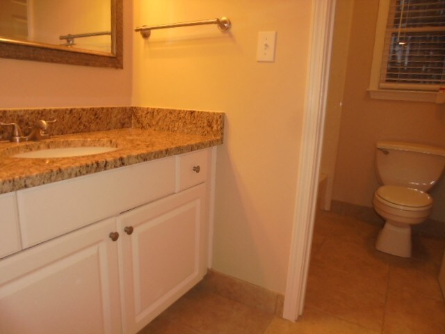 Photo - 2235 Saluda Ln NW