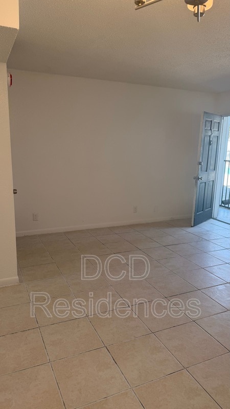 Building Photo - 55 Jasper St