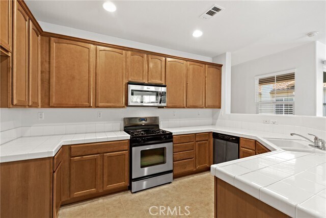 Building Photo - 15651 Vista Way