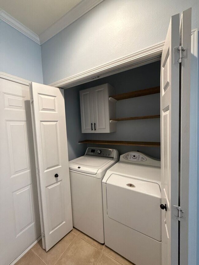 Building Photo - Southampton