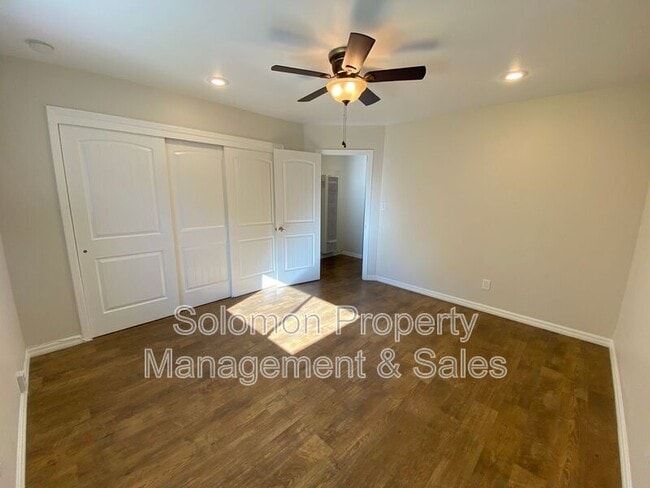 Building Photo - 3800 Jefferson St