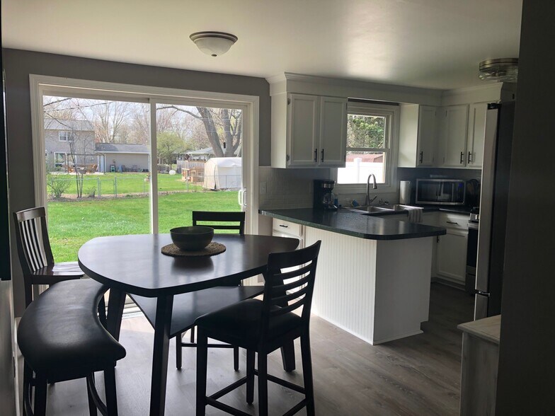 All furnishings will be removedoncept With Dining Area - 817 Smits St