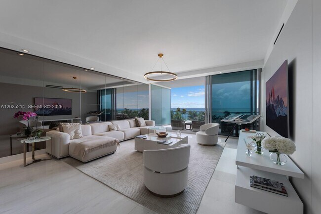 Building Photo - 10203 Collins Ave