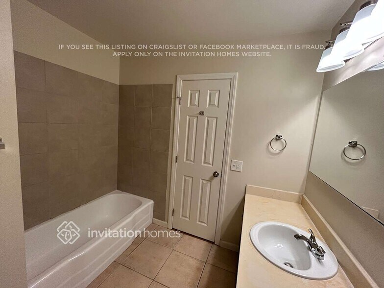 Building Photo - 2793 Landen St