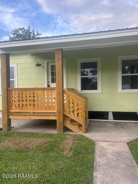 Building Photo - 117 S Poydras St