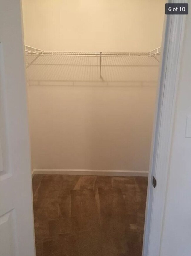 Building Photo - 1524 Hudson St