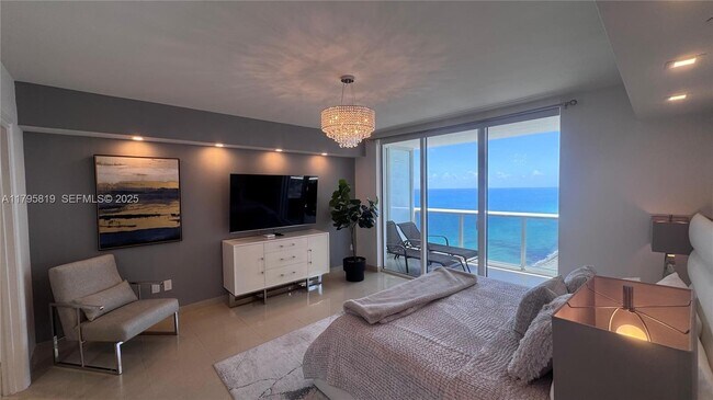 Building Photo - 1830 S Ocean Dr