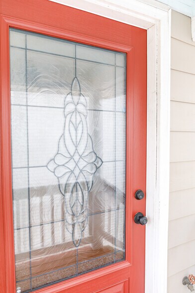 Building Photo - 116 America St