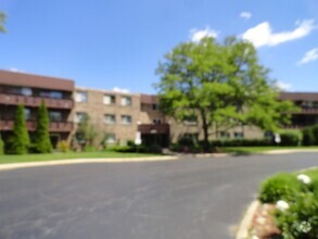 Building Photo - 2650 Brookwood Way Dr