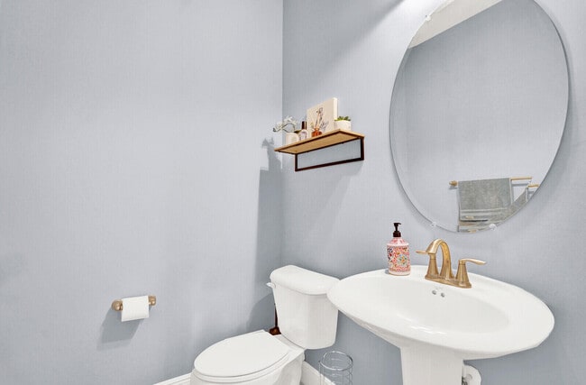 Building Photo - 2005 Foxtail View Ct