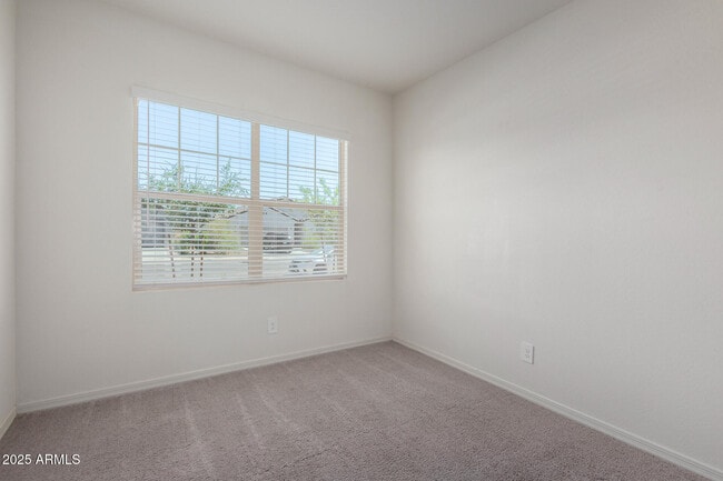 Building Photo - 5722 W Coplen Farms Rd