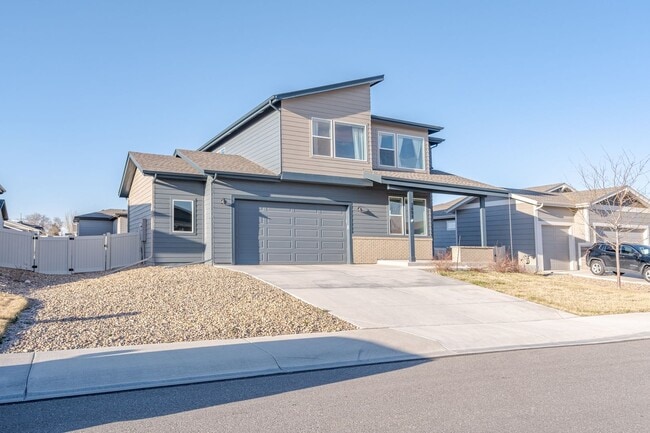 Building Photo - Stunning 3 Bed 2.5 Bath Home in Harvest Village