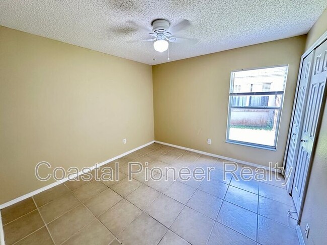 Building Photo - 10248 Cody Ln