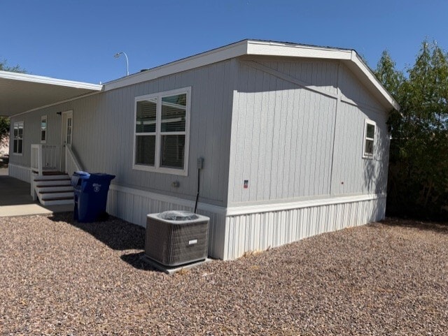 Building Photo - 2060 N Center St