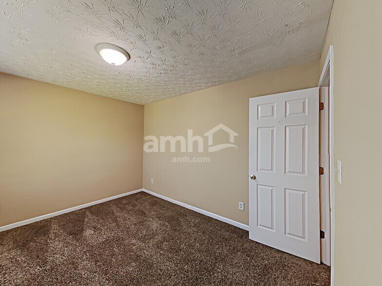 Building Photo - 1453 Whitaker Park Pl