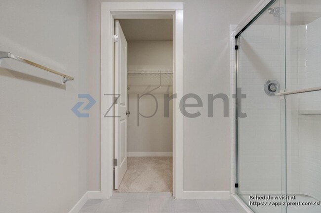 Building Photo - 9614 19th Ave SE