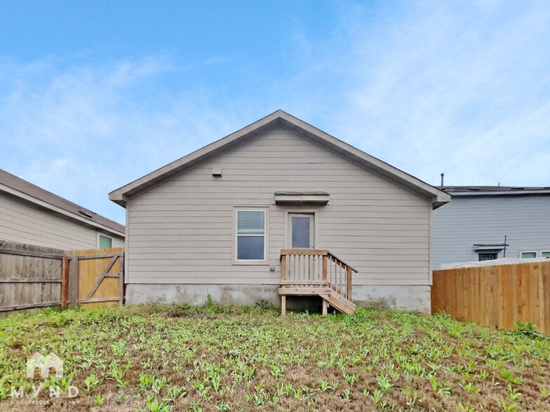 Building Photo - 14521 Payton Flts