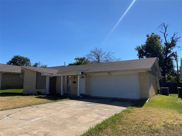 Building Photo - 2804 Cibola Dr