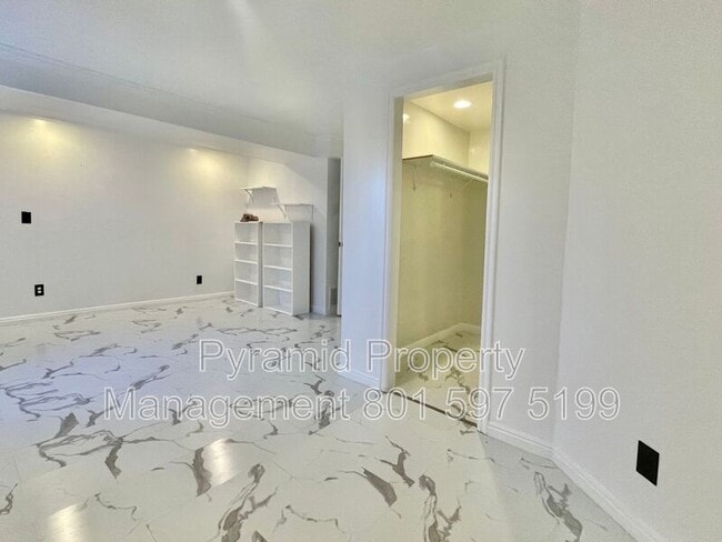 Building Photo - 4111 W 9580 S