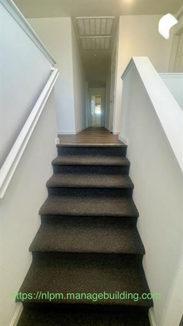 Building Photo - 13328 Hyacinth Ct