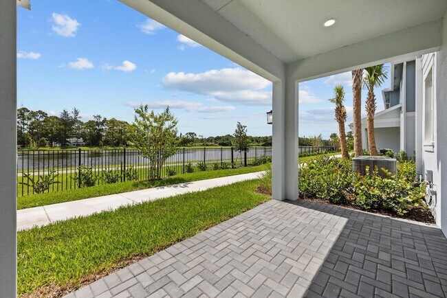 Building Photo - 4520 Longwood Lk Sq