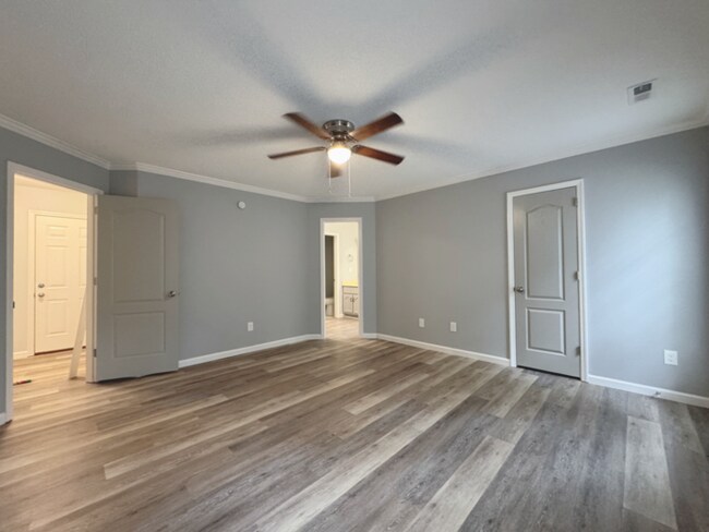 Building Photo - 100 Patra Dr