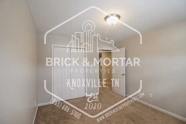 Building Photo - 3718 Sean Grove Way