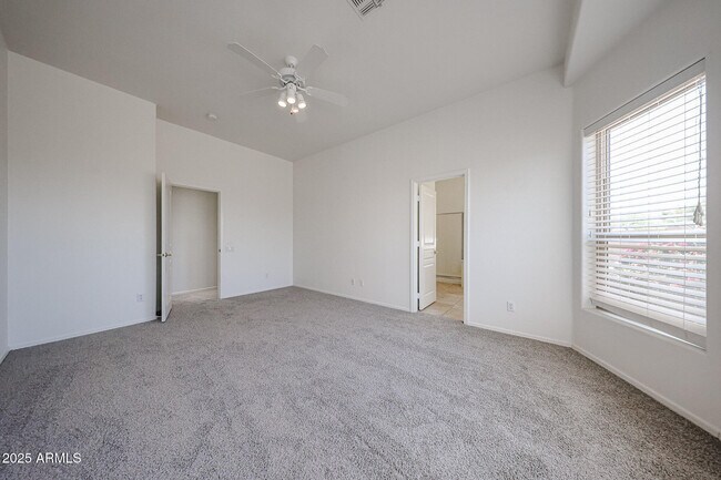 Building Photo - 2318 N Boulder Mountain