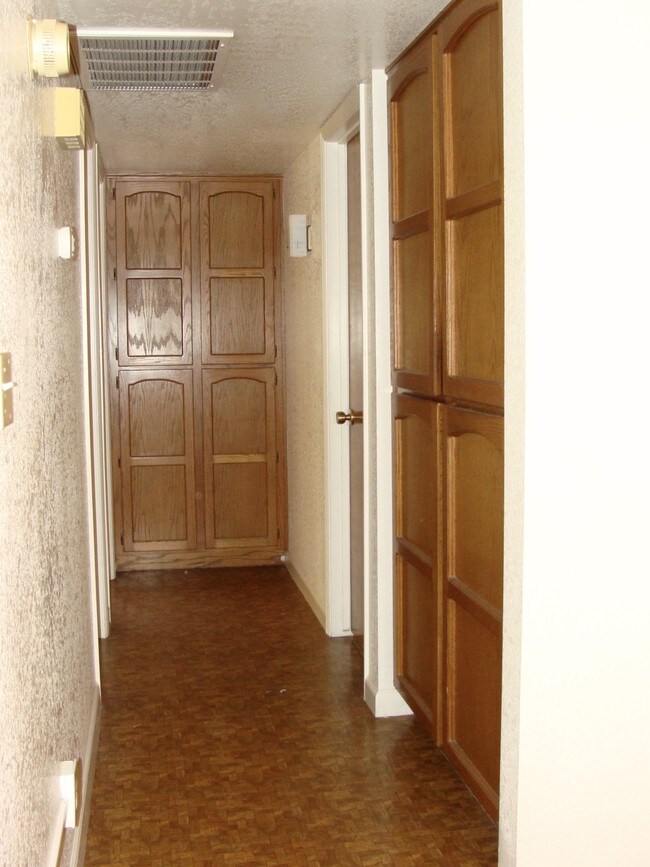 Building Photo - 12636 N 113th Ave