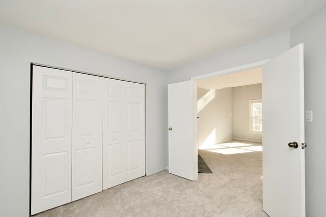 Building Photo - 7517 Belle Grae Dr
