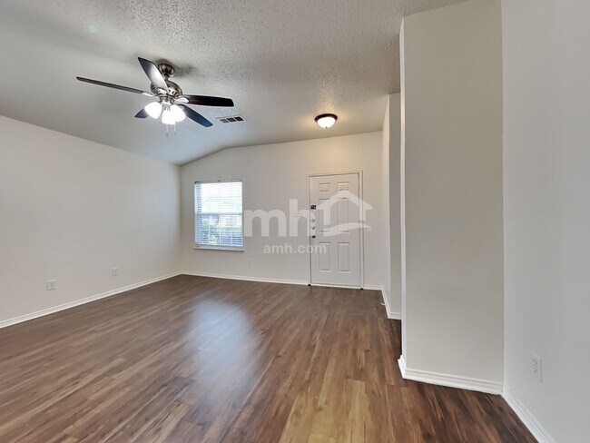 Building Photo - 216 Cornell