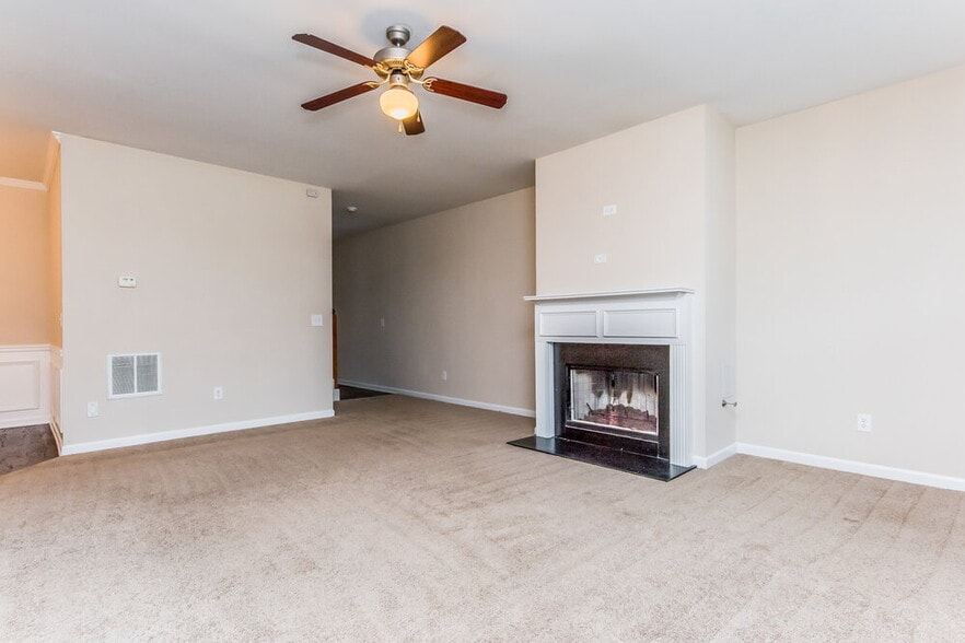 Building Photo - 309 Breeze Ct