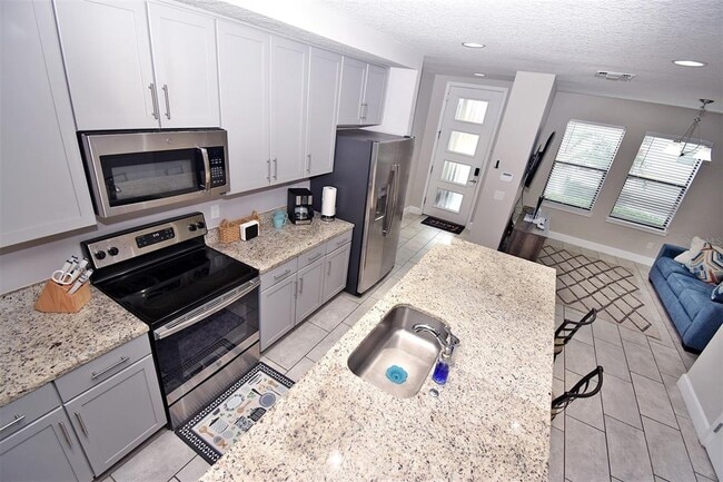 Building Photo - 4734 Terra Esmeralda Dr