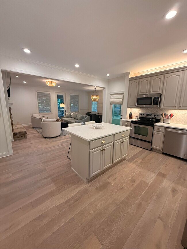 Building Photo - 1140 Starboard Dr