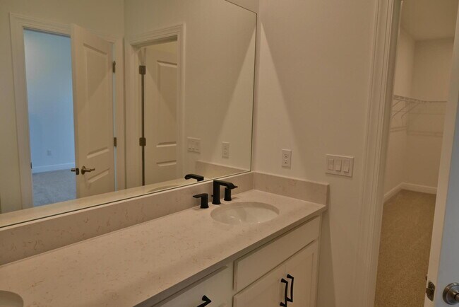 Building Photo - 3599 NW Solange Ct