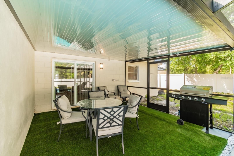 Building Photo - 14003 Ridgedale Way