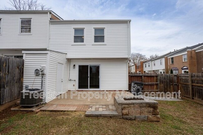 Building Photo - 8343 Irongate Way