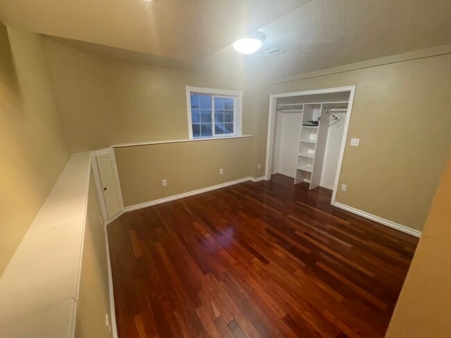 Building Photo - 572 W 6300 S