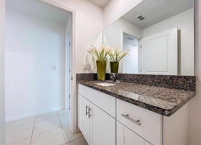 Building Photo - 6557 Bar S Bar Trl