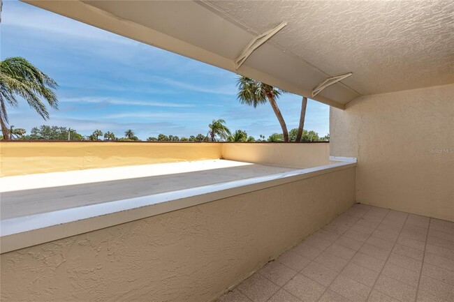 Building Photo - 736 Island Way