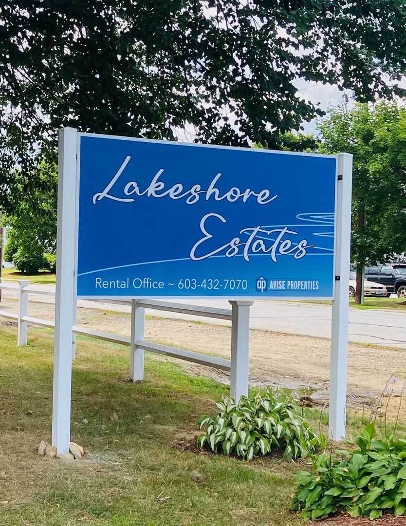 Interior Photo - Lakeshore Estates - Newly Remodeled studio...