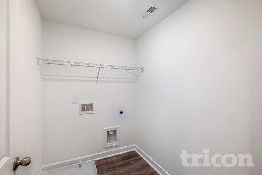 Building Photo - 177 East Ridge Way Woodstock GA