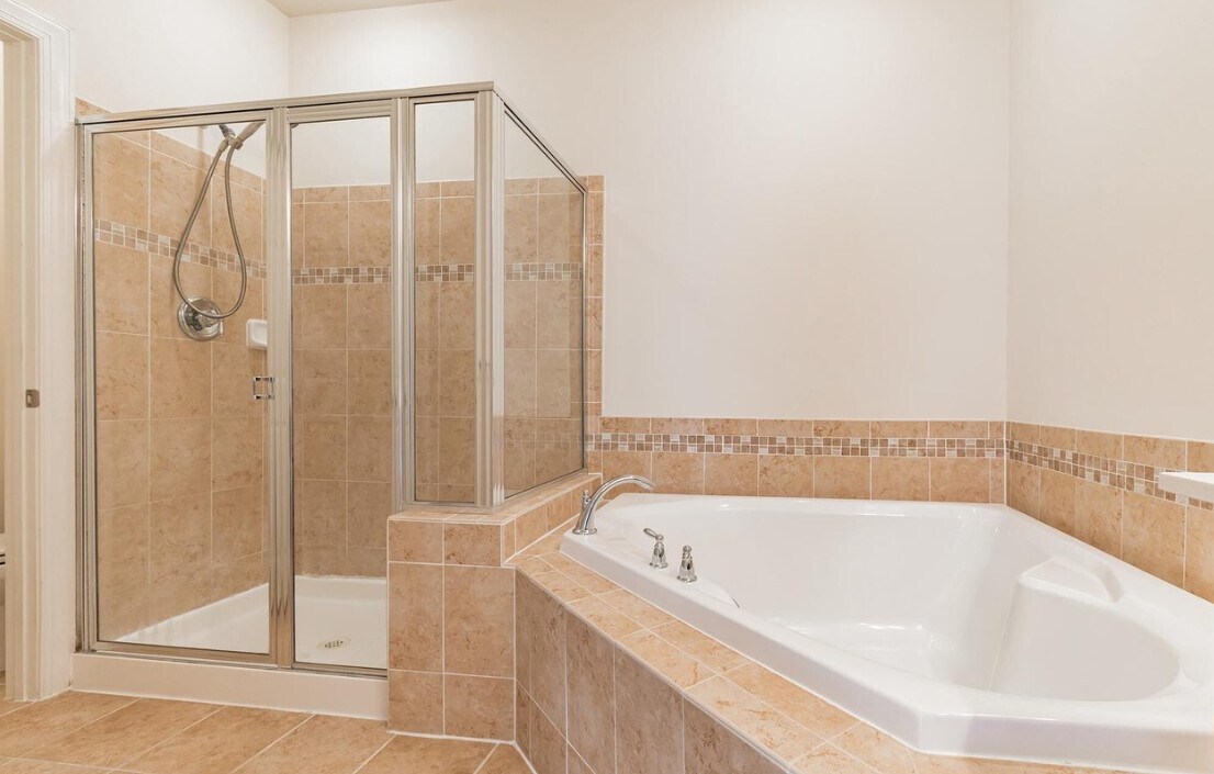 Building Photo - 3612 Spring Hollow Ln