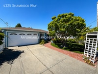 Building Photo - 4325 Shamrock Way