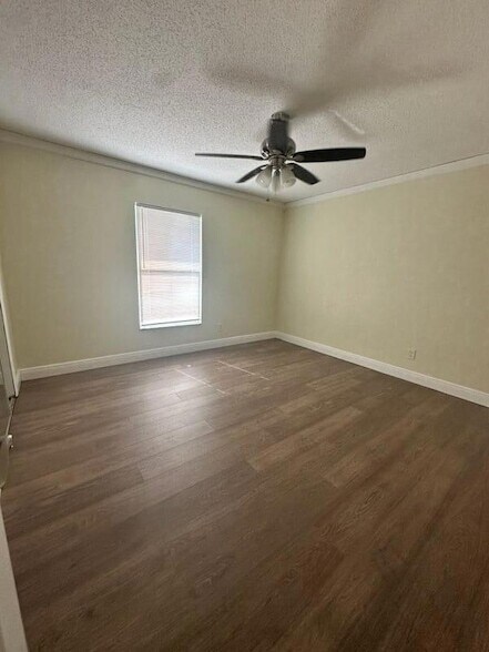 Building Photo - 8515 Plumeria Ave