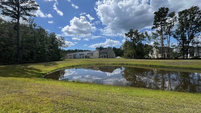 Building Photo - 116 Amethyst Dr