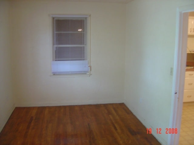 Building Photo - 154 E 44th St