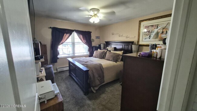 Building Photo - 308 W Malvern Ct